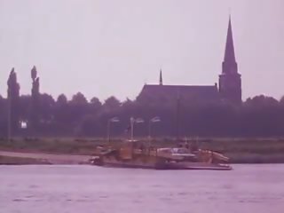 Een Schot in De Roos 1983, Free X Czech dirty clip 05
