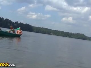 Extremely hardfuck on a boat vid